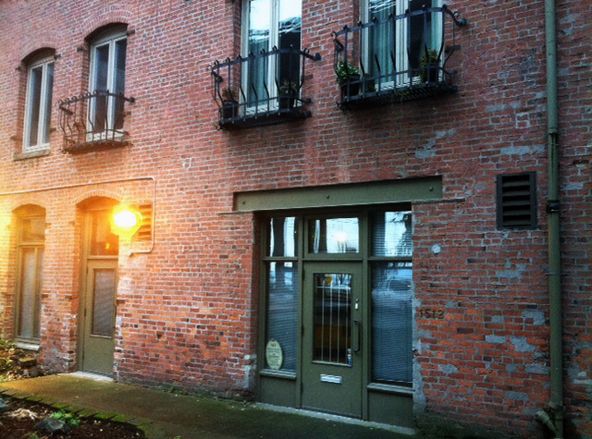 Fix Condominiums: 1512 Alaskan Way, Seattle, WA 98101
